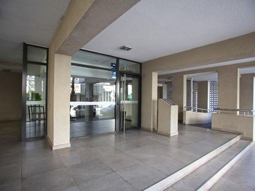Departamento de 3 dormitorios en  Florida a una cuadra de Avda Maipú