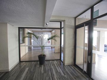 Departamento de 3 dormitorios en  Florida a una cuadra de Avda Maipú