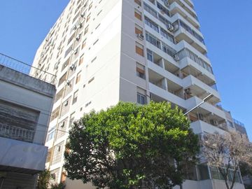 Departamento de 3 dormitorios en  Florida a una cuadra de Avda Maipú