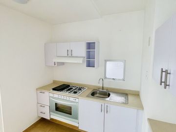 GRAN OPORTUNIDA DE INVERSION, IMPECABLE DEPARTAMENTO EN VENTA EN CIMA ESMERALDA