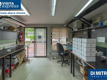 Un PH unico, con mas de 10 ambientes para aprovechar cada espacio! Visitalo Express HOY mismo!