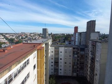 Departamento en venta - 3 Dormitorios 2 Baños - 71mts2 - Villa Lugano