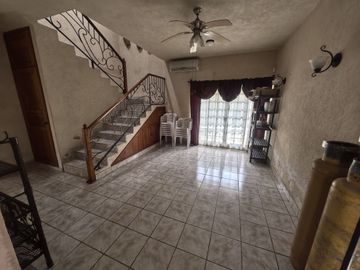 CASA EN VENTA EN VILLAHERMOSA