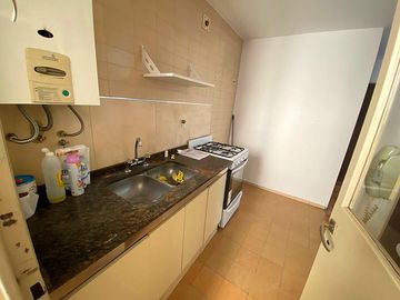 Departamento en venta de 2 dormitorios 2 baños Cochera a metros del Buen Pastor