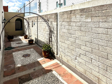 Preciosa casa en venta de 1 piso en Frac. San José Actipan - San Andrés Cholula