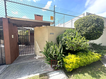 Preciosa casa en venta de 1 piso en Frac. San José Actipan - San Andrés Cholula