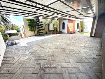 Preciosa casa en venta de 1 piso en Frac. San José Actipan - San Andrés Cholula