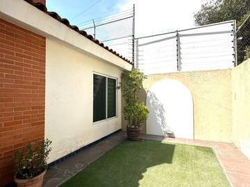 Preciosa casa en venta de 1 piso en Frac. San José Actipan - San Andrés Cholula