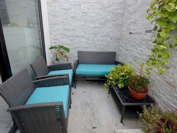 ENCANTADOR DEPARTAMENTO DE UNA RECÁMARA CON PATIO Y JACUZZI, EXCELENTE UBICACIÓN
