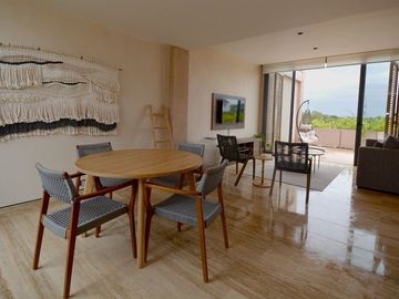 RETIRO DE LUJO EN COMUNIDAD CON CAMPO DE GOLF EN CORASOL