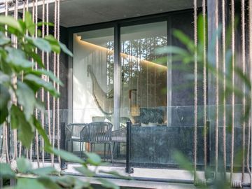 SOFISTICADO ESTUDIO DE ESTILO UNICO