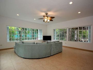 CASA BELLA