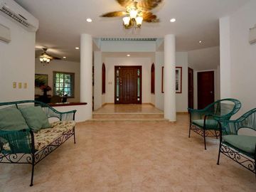 CASA BELLA