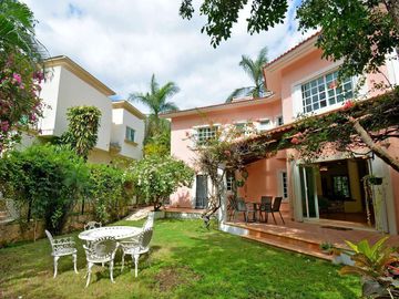 CASA BELLA