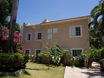 CASA BELLA