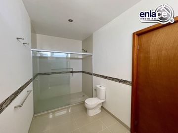 CASA EN VENTA EN LAS PRIVANZAS