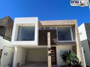 CASA EN VENTA EN LAS PRIVANZAS