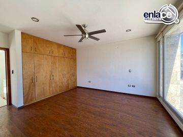 CASA EN VENTA EN LAS PRIVANZAS