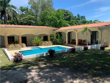 VENTA DE CASA EN CORONADO, TIENE FINANCIAMIENTO,OPORTUNIDAD ÚNICA