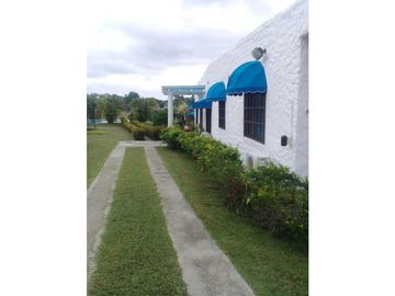 VENTA DE CASA EN LAS LAJAS DE CHAME, HACIA LA MONTAÑA