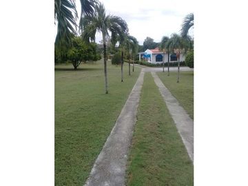 VENTA DE CASA EN LAS LAJAS DE CHAME, HACIA LA MONTAÑA