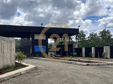 Parcelas con agua y energía eléctrica en condomino