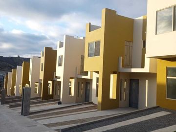 Casa nueva 2 rec, Fracc. Privado  Gaia en Sauzal