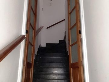 Importante casa en PA con cochera - Terraza con parrillero