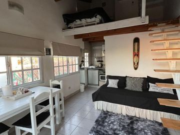 VENTA CASA 2 DORM. C/ PILETA   DPTO. TIPO LOFT- B° HUILLICHES NEUQUEN CAPITAL