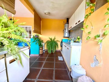 EXCELENTE PH 5 AMBIENTES CON TERRAZA QUINCHO Y PARRILLA EN BARRACAS VENTA
