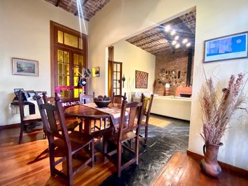 EXCELENTE PH 5 AMBIENTES CON TERRAZA QUINCHO Y PARRILLA EN BARRACAS VENTA