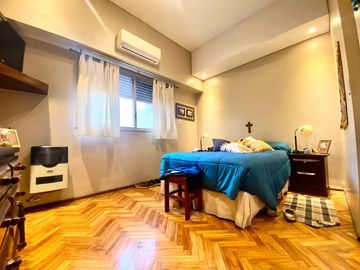 EXCELENTE PH 5 AMBIENTES CON TERRAZA QUINCHO Y PARRILLA EN BARRACAS VENTA
