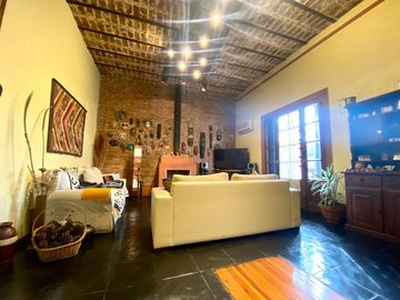 EXCELENTE PH 5 AMBIENTES CON TERRAZA QUINCHO Y PARRILLA EN BARRACAS VENTA
