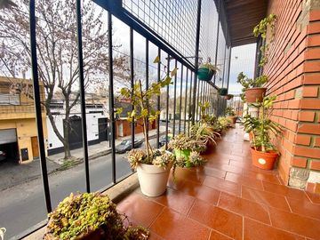 EXCELENTE PH 5 AMBIENTES CON TERRAZA QUINCHO Y PARRILLA EN BARRACAS VENTA