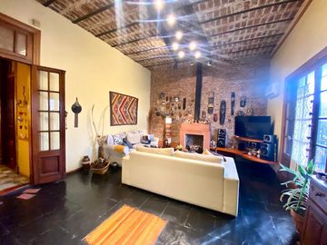EXCELENTE PH 5 AMBIENTES CON TERRAZA QUINCHO Y PARRILLA EN BARRACAS VENTA