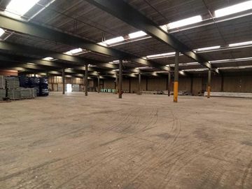 Galpón 20.000 m2 cubiertos - alquiler - Quilmes