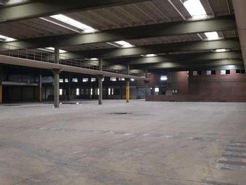 Galpón 20.000 m2 cubiertos - alquiler - Quilmes
