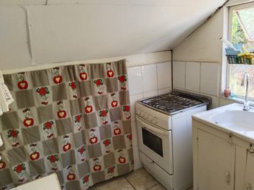 Se vende Amplia Casa Población Esperanza