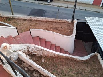 Se vende Amplia Casa Población Esperanza