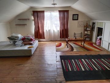 Se vende Amplia Casa Población Esperanza
