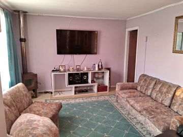 Se vende Amplia Casa Población Esperanza