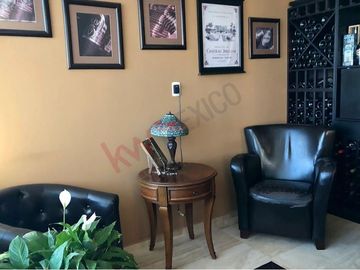 Casa en venta, zona segura y exclusiva con magnificas vistas a la ciudad