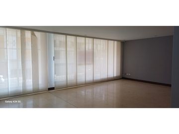 Se vende Apartamento en Ciudad Jardin Cali
