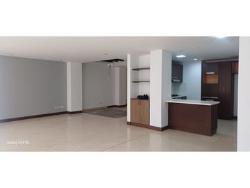 Se vende Apartamento en Ciudad Jardin Cali