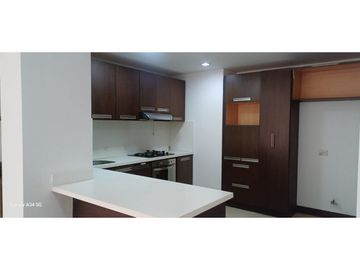 Se vende Apartamento en Ciudad Jardin Cali