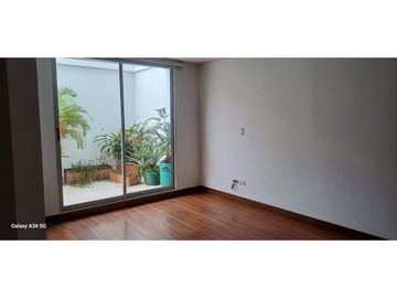 Se vende Apartamento en Ciudad Jardin Cali