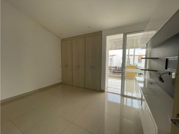 se vende moderna casa en Hacienda el Castillo-Jamundi