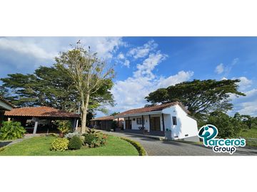 ALQUILER POR DIAS LINDA FINCA CON PISCINA EN MORELIA BY PARCEROS GROUP