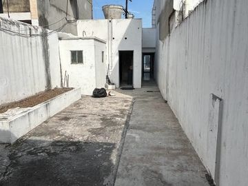 CASA EN VENTA EN COL. CENTRO EN MONTERREY