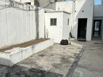 CASA EN VENTA EN COL. CENTRO EN MONTERREY